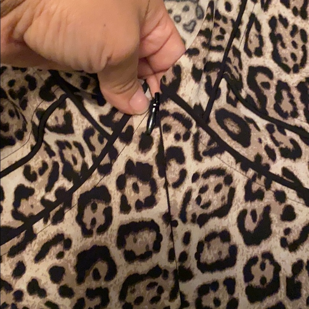 Victoria’s Secret Sheath Dress - Picture 4 of 5